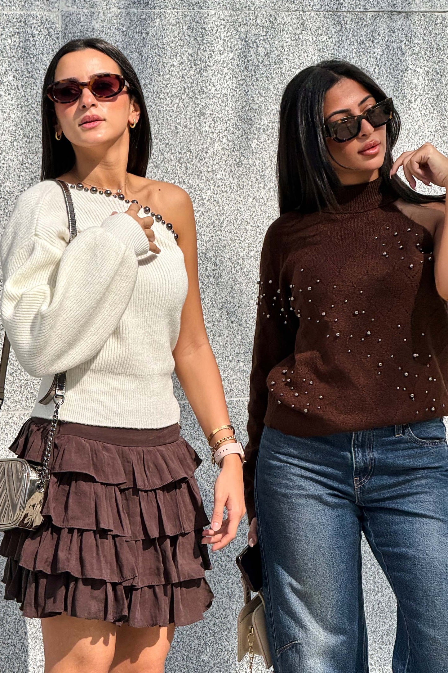 Onbeat Shoulder Sweater